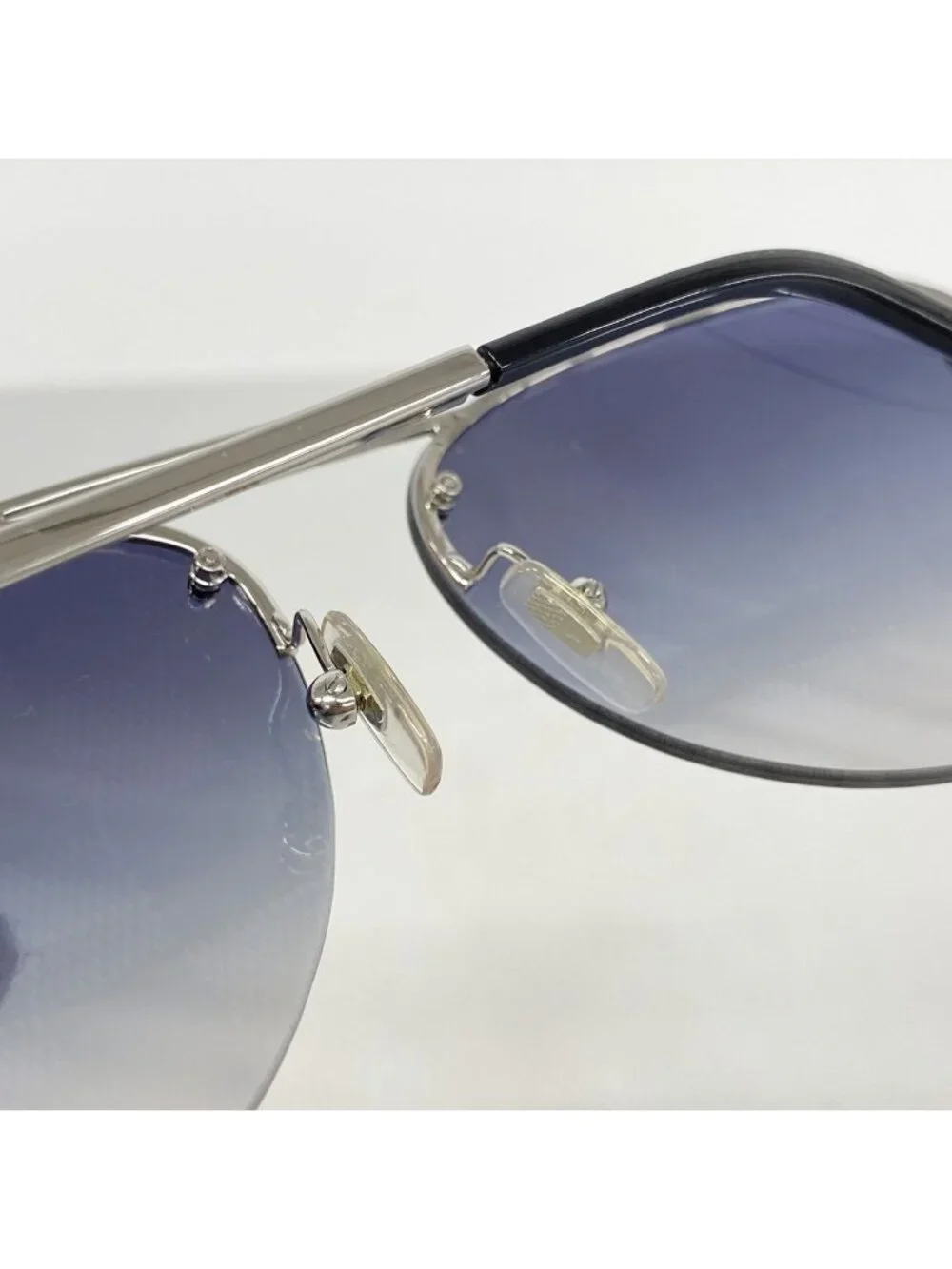 Louis Vuitton Sunglasses Clockwise Silver Black Eyewear